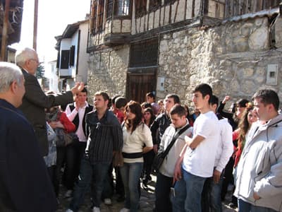 Havayı Güzel Bulunca, Soluğu Safranbolu'da Aldılar