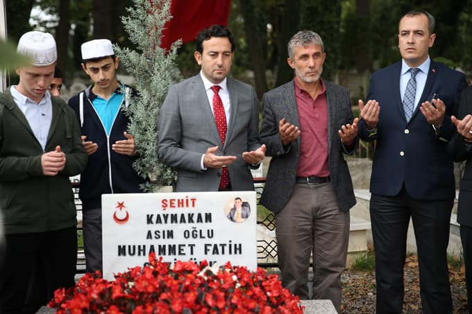 Şehit kaymakamın yaşamını arkadaşları kaleme aldı 
