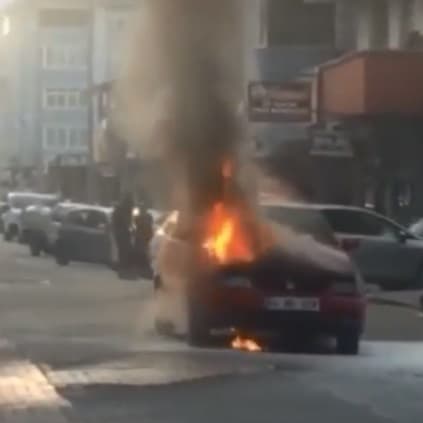 Seyir halindeyken alev aldı