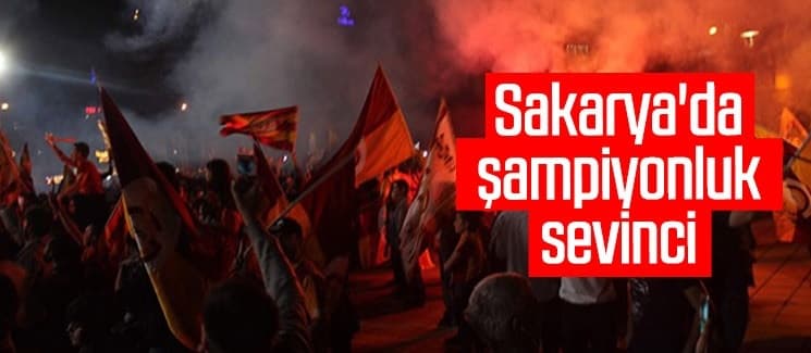 Galatasaraylı taraftarların şampiyonluk sevinci