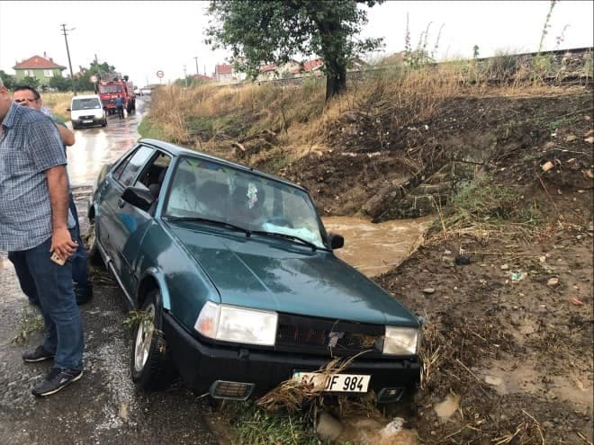 D-100 sel sularına teslim oldu