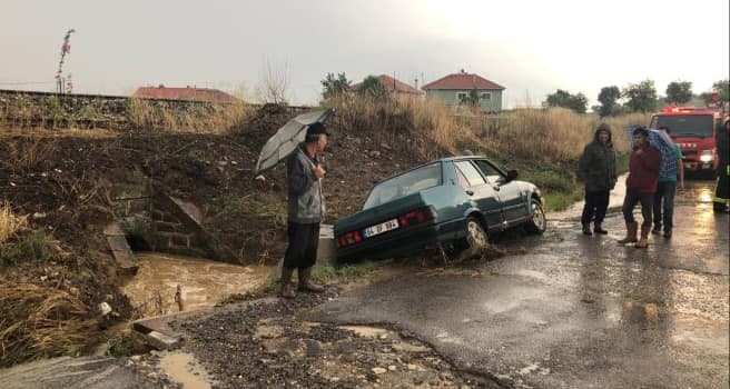 D-100 sel sularına teslim oldu