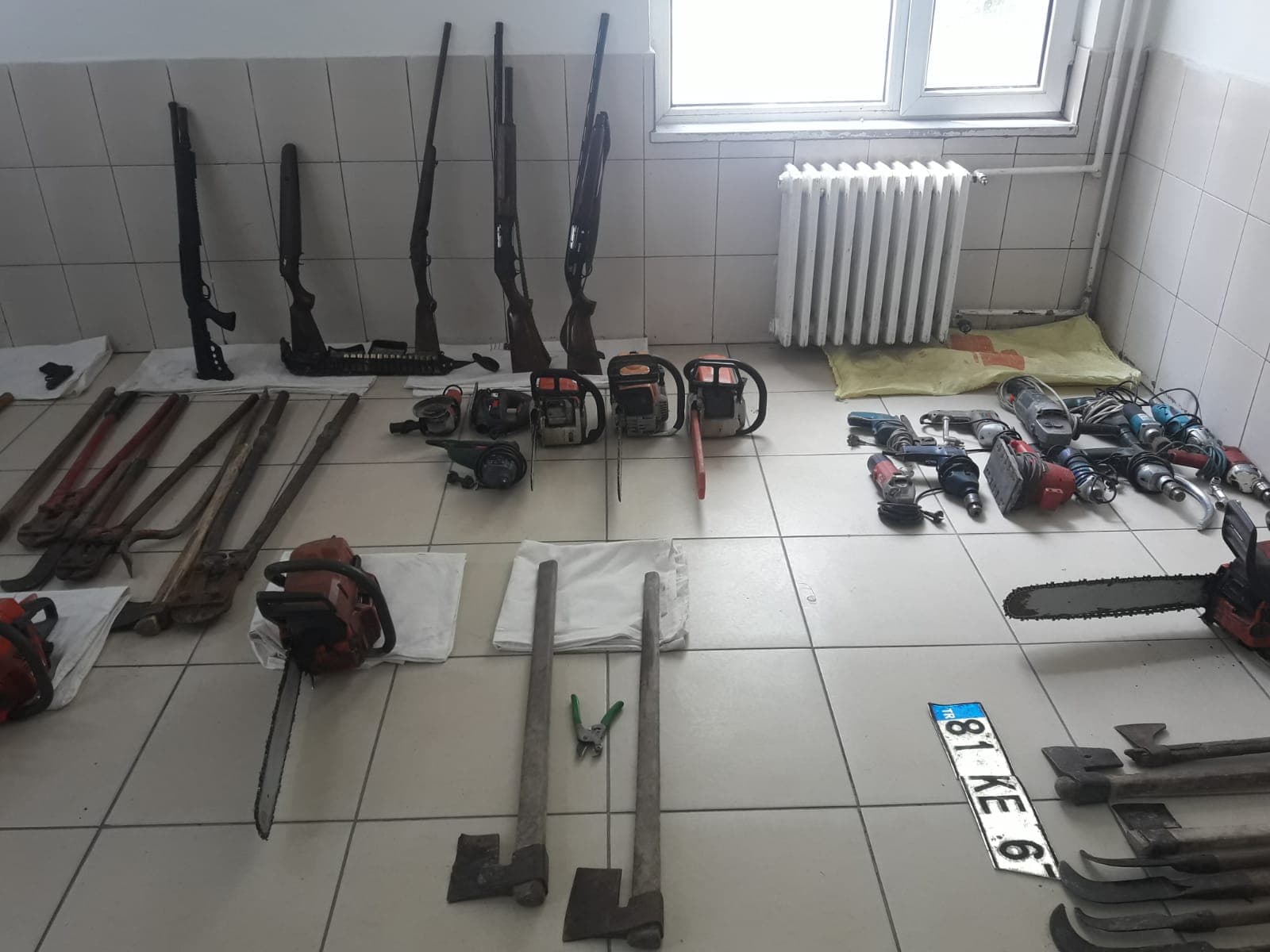 Hırsızlık çetesi çökertildi