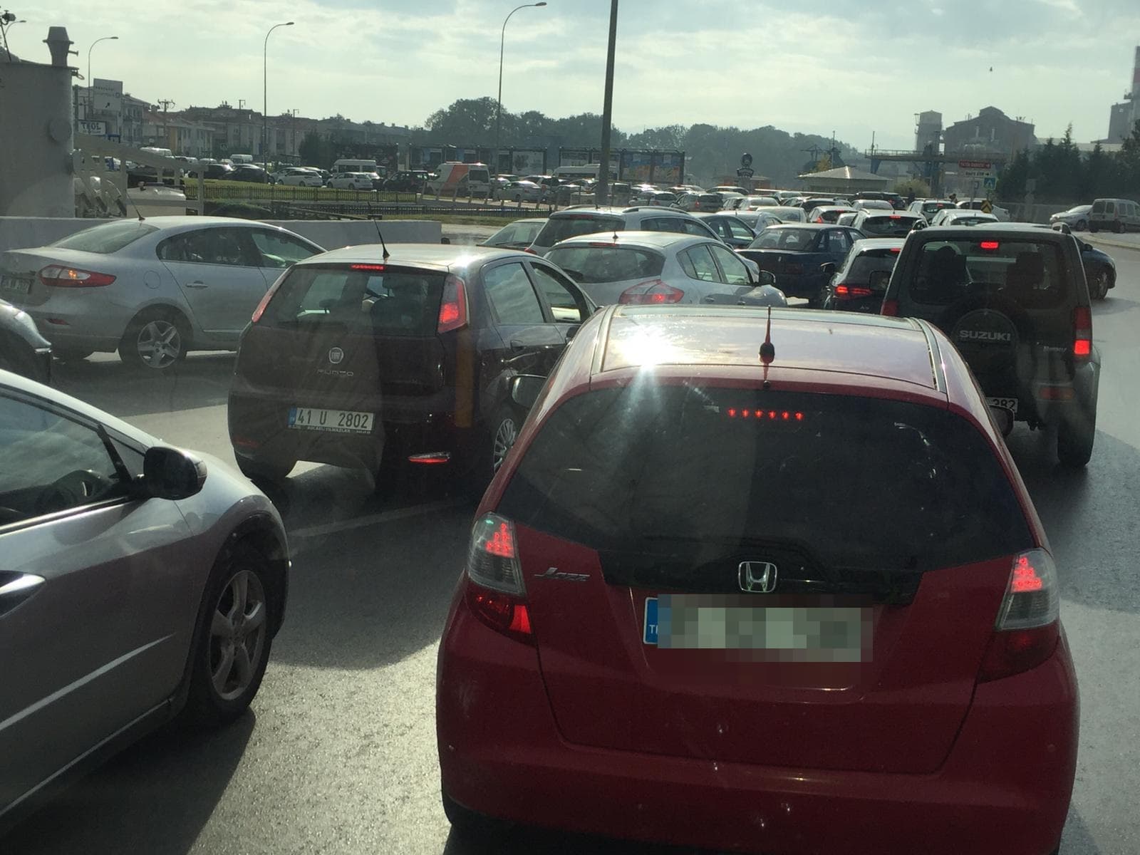 Trafik kilitlendi, vatandaş isyan etti