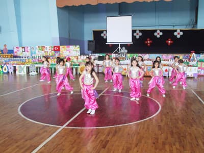 İlk Program Heyecanı, Minikleri Tir Tir Titretti