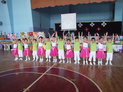 İlk Program Heyecanı, Minikleri Tir Tir Titretti