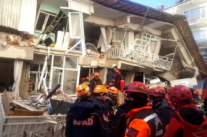 Sakarya AFAD deprem bölgesinde