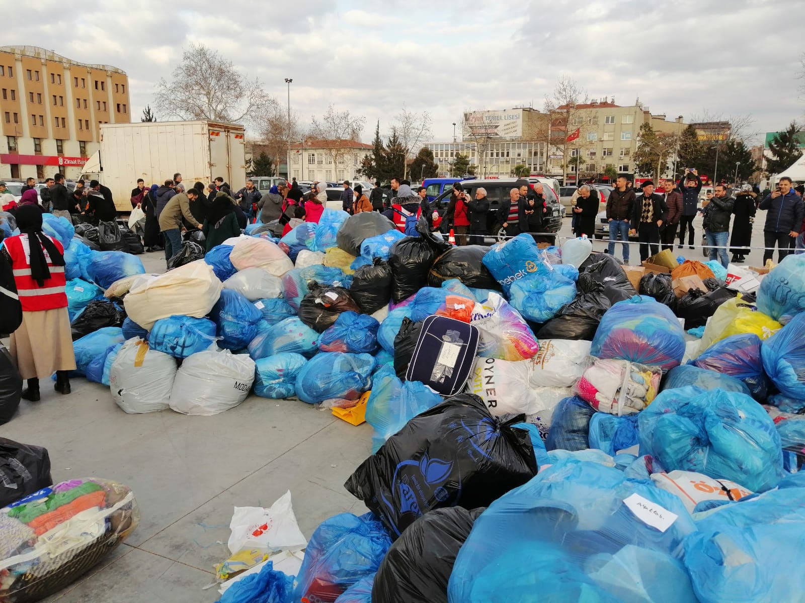 Sakaryalılar yardım için seferber oldu