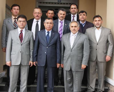 Vali Hüseyin Atak, Hendek Turuna Çıktı