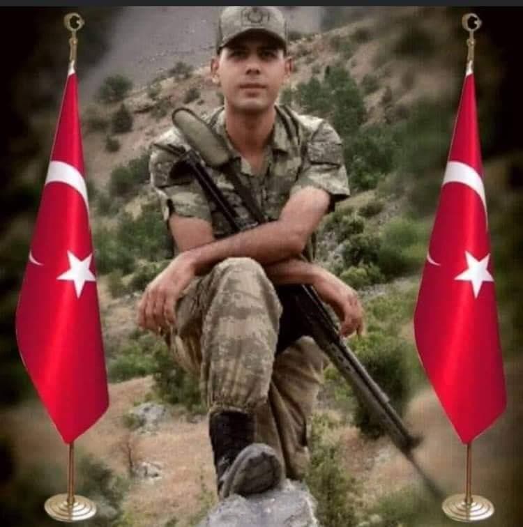 Sakarya şehidine ağladı