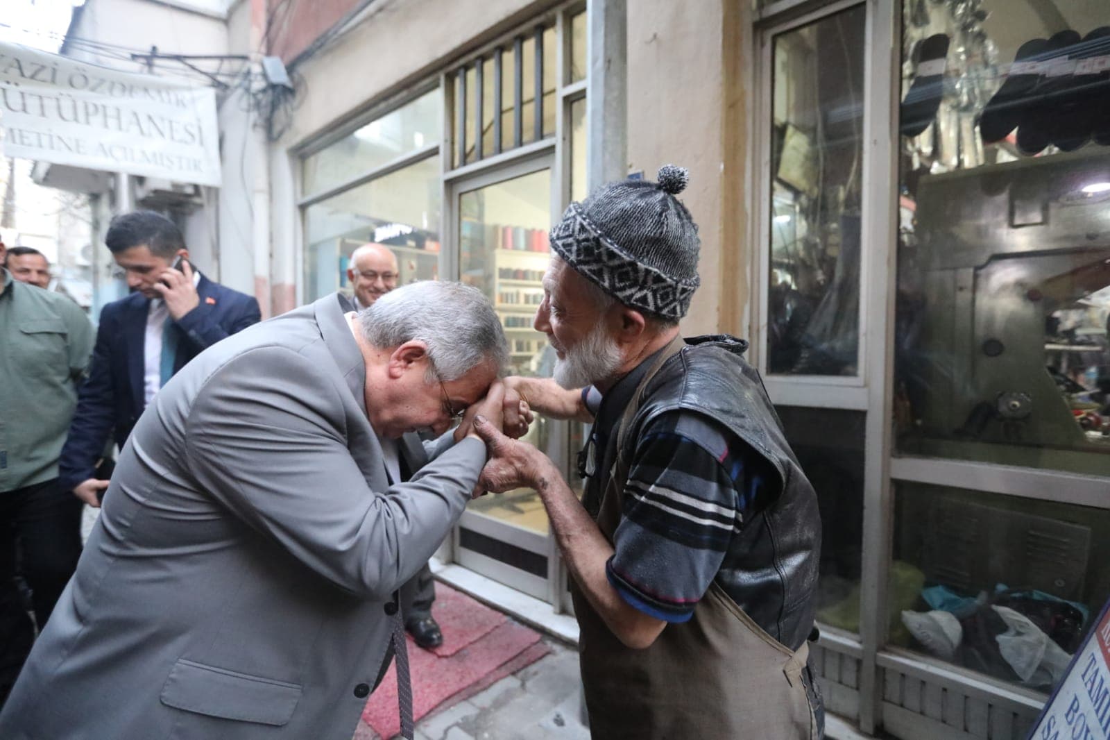 Vali Nayir'den Akyazı çıkarması