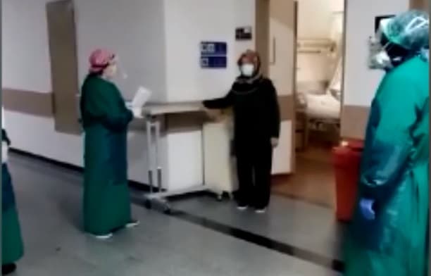 Sakarya'da koronayı yenen hastalar alkışlarla uğurlandı