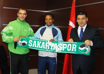 Kızlar, Eski Sakarya Valisi Okutan'ı Unutmadı