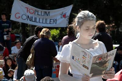Kitap Okuma Alışkanlığa İlginç Davet!