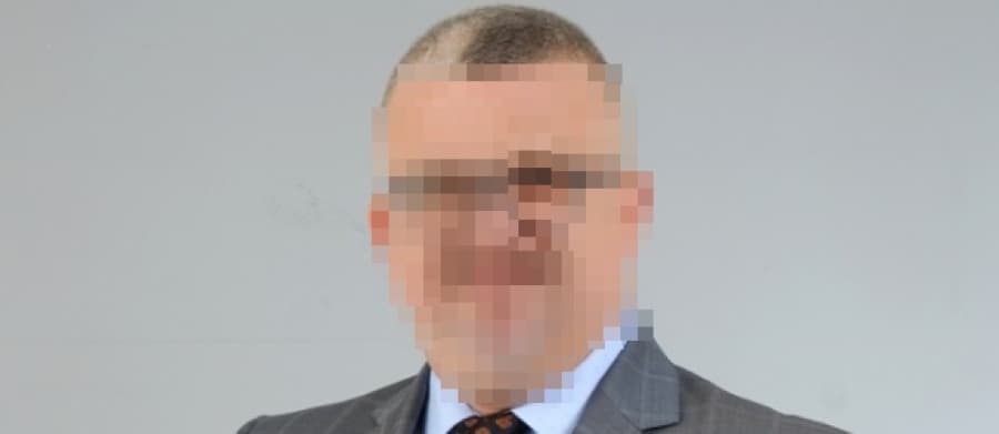 Kavgayı ayırmak isteyen doktora saldırı