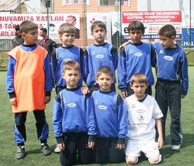 Adeta Şov Yaptılar