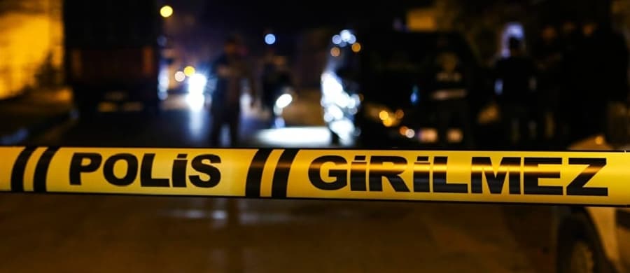 15 yaşındaki çocuk üvey babasını öldürdü