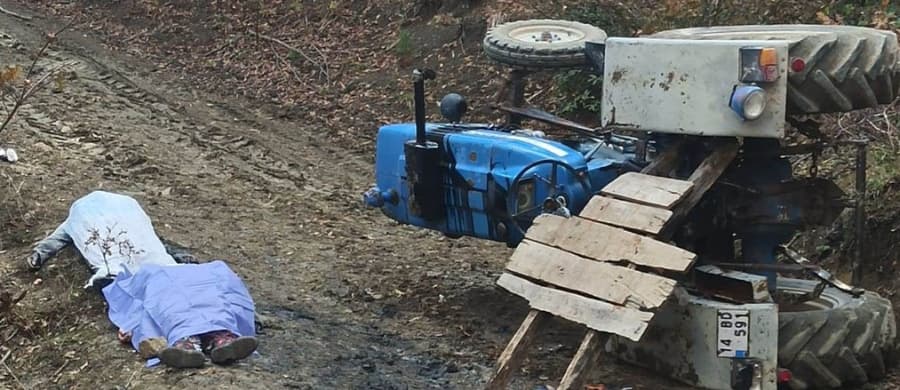 Mantar toplamaya giderken kaza yaptılar: 2 ölü, 1 yaralı