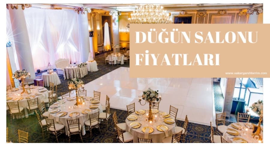 <p><img alt="" src="https://www.sakaryarehberim.com/pictures/haber_detay/resim210976KI3yv.jpeg" /></p>

<p><strong>D&Uuml;Ğ&Uuml;N SALONU FİYATLARI</strong></p>

<p>D&uuml;ğ&uuml;n salonu fiyatlarını en &ccedil;ok kişi sayısı etkilemektedir. Gelecek misafir sayısına g&ouml;re mekan d&uuml;zenlemesi yapıldığı i&ccedil;in fiyatı belirleyen fakt&ouml;rlerin başında gelir.<br />
Bir diğer fakt&ouml;r de d&uuml;ğ&uuml;n&uuml;n ger&ccedil;ekleşeceği g&uuml;nd&uuml;r. Cumartesi ve pazar g&uuml;n&uuml; ger&ccedil;ekleşecek d&uuml;ğ&uuml;nler, daha fazla &uuml;cret &ouml;demek durumunda kalmaktadır.<br />
Organizasyon tercih edilecekse fiyata eklenen miktarlar artmaktadır. d&uuml;ğ&uuml;n salonları son zamanlarda hep organizasyon ekipleriyle beraber &ccedil;alışmaktadır. Sık sık tercih edilen organizasyon ekipleri ile d&uuml;ğ&uuml;nler daha planlı hale geliyor.</p>
