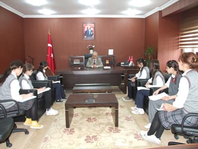 "Mesleğimi Çok Severek Yapıyorum"