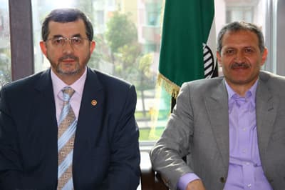 <font size="2"><font face="Arial"><strong><font color="#000000">Deneyimli Bir Siyaset&ccedil;imizdir</font></strong><br /><br />Belediye Başkanı S&uuml;leyman Dişli ise,<font color="#333399"> &quot;Milletvekilimiz Recep Yıldırım'ın toplantımızı onurlandırmasından b&uuml;y&uuml;k mutluluk duyduk, kendisi gerek Adapazarı İl&ccedil;emiz gerekse de Sakarya ve T&uuml;rkiye yelpazesinde &ouml;nemli &ccedil;alışmaları hayata ge&ccedil;irmiş ve bizlere de desteklerini esirgememiş deneyimli bir siyaset&ccedil;imizdir. Kendisine belediyemiz adına teşekk&uuml;rlerimi bir bor&ccedil; bilirim&quot;</font> diye konuştu. <br /><br />Daha sonra Ali İhsan Yavuz başkanlığında grup toplantısına ge&ccedil;ilerek g&uuml;ndemdeki konular değerlendirildi.</font></font>