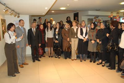 Her Anneye Bir Çiçek, Sergisi AKM'de Açıldı