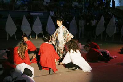 Canları Annelerini Resime Döktüler ve Kazandılar
