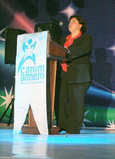 Canları Annelerini Resime Döktüler ve Kazandılar