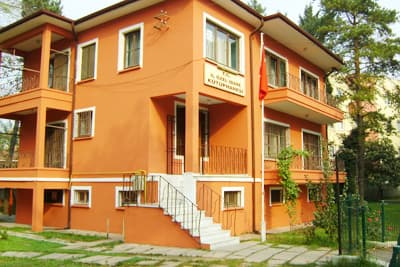 İl Özel İdare Kütüphanesi'ne 300 Kitap Daha Eklendi