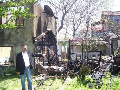 1 Ev 3 Baraka Kül Oldu