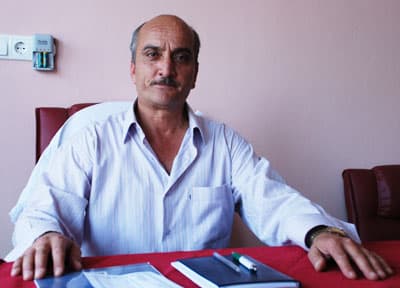 Enişte Jest Yaptı, Bir Yıllık Kirayı Karşıladı