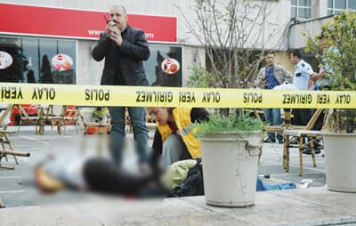Gar Meydanında Silahlı Saldırı: İki Kadın Vuruldu