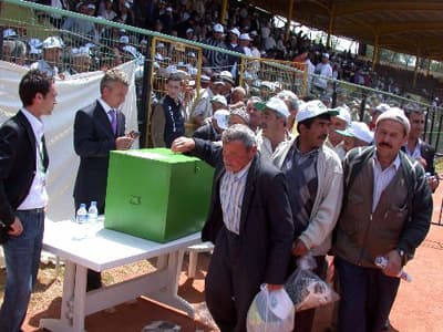 APEK Genel Kurulu'nda Ahmet Aya Yeniden Seçildi