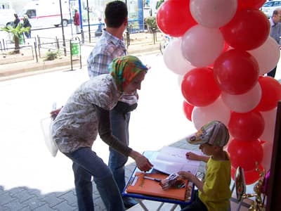 Türkiye Okuyor Kampanyası'na Destek Çıktılar