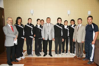 Vali Atak, Başarılı Öğrencileri Kutladı