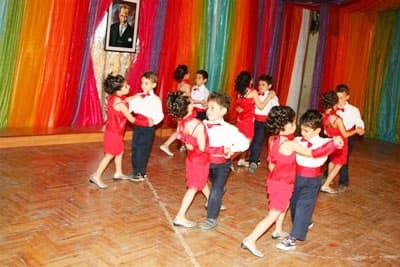 Miniklerin Kep Sevinci Görülmeye Değerdi