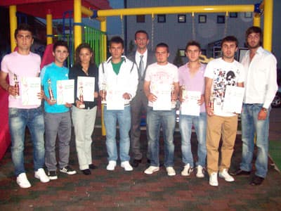 Amatör Futbolculara Yine Ödül Yağdı