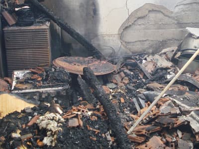 Muhtarın Evi Kül Oldu