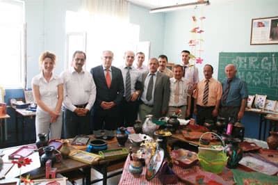 Çiçeği Burnunda Başkan, İlk Açılışını Yaptı