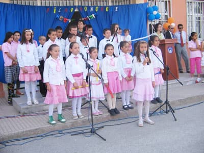 Hayırsever İşadamı M. Sadık Eratik, Pilav Gününde!