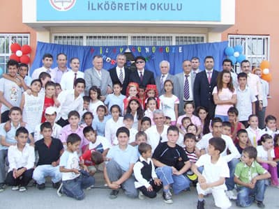 Hayırsever İşadamı M. Sadık Eratik, Pilav Gününde!