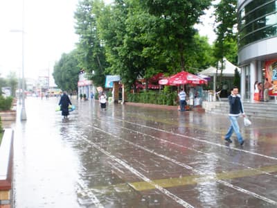Sakaryalılar Yağmura Yakalandı