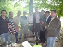 Tanışma Yemeğinde Bir Araya Geldiler