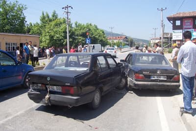 Bir Zincirleme Trafik Kazası Daha!