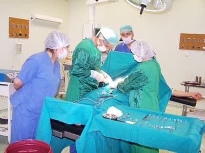 Yeni Yapılan Devlet Hastanesinde de Ameliyatlar Başladı