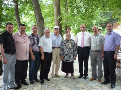 Makedonya Belediye Başkanı, Karapürçek'te