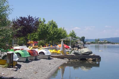 Sapanca Gölü Sahili, Deniz Bisikletleriyle Dolu