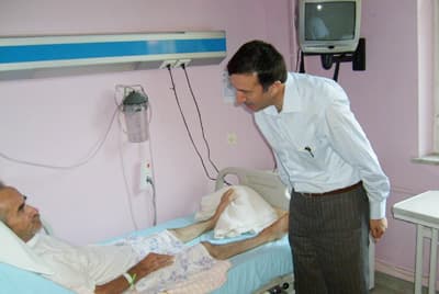 Hasan Ali Çelik, Hastane Eksiklerini Belirledi