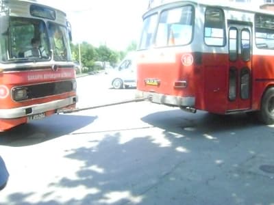 Halk Otobüsü Kavşakta Kaldı, Olan Vatandaşa Oldu