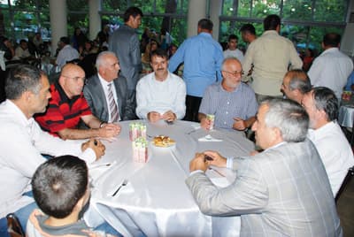 Kemal Özden, Oğlunu Evlendirdi